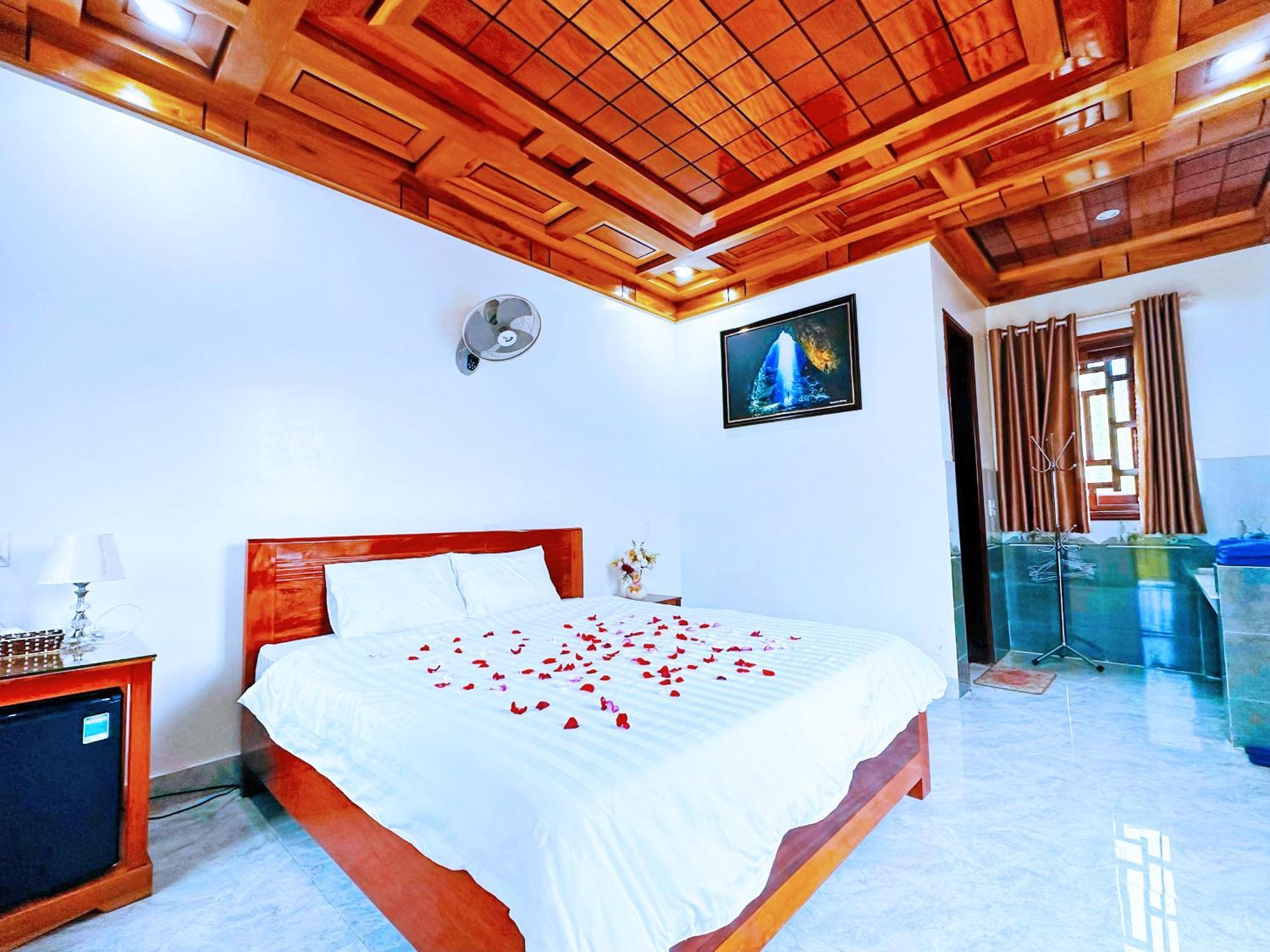The Hill Villas Phong Nha Exterior photo